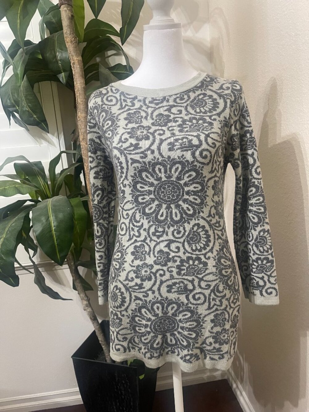 Cotton Emporium Gray Floral Paisley Sweater Dress M Made in USA